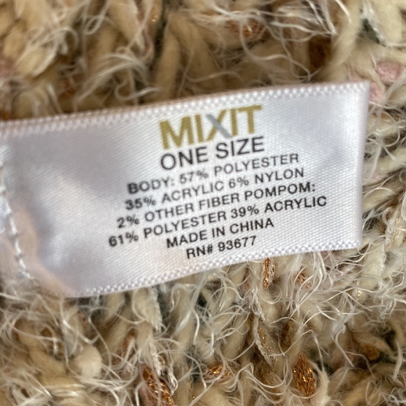 Mixit Chunky Ivory Tweed Pompom Scarf and Hat - Picture 11 of 11